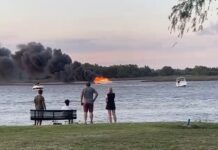 SE INCENDIÓ UN YATE DE 40 PIES EN SAN ISIDRO