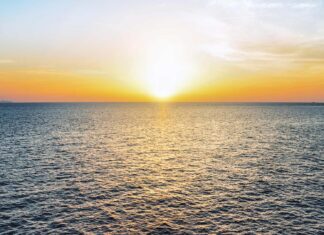 OCÉANO ATLÁNTICO: SE DISPARA EL CALOR DE SUS AGUAS (Y NO ES POR EL CAMBIO CLIMÁTICO)