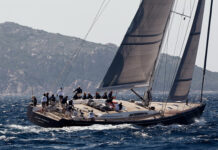 SE VENEDE EL “CAPE ARROW”, UN MEGA VELERO DE 100 PIES