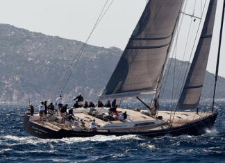 SE VENEDE EL “CAPE ARROW”, UN MEGA VELERO DE 100 PIES