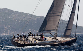 SE VENEDE EL “CAPE ARROW”, UN MEGA VELERO DE 100 PIES