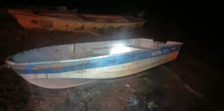 TRES AMIGOS SALIERON DE PESCA PERO SE LES DIO VUELTA LA LANCHA : UNO MURIÓ