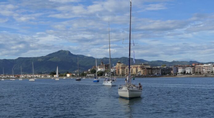 DOS CENTENARES DE PEREGRINOS POR MAR SE SUMAN A EL CAMINO A VELA 2024