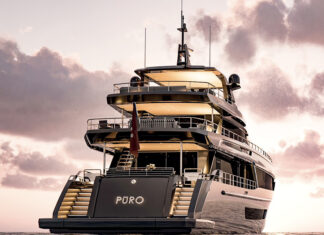 OCEAN ALEXANDER 35 PURO: LA NUEVA SERIE ATERRIZA EN PALM BEACH