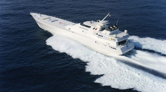 DESTRIERO SERÁ DESMANTELADO, EL TRISTE FINAL DEL SÍMBOLO DE LA EXCELENCIA DE LA INDUSTRIA NÁUTICA ITALIANA