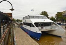 TIGRE – EL INTENDENTE JULIO ZAMORA ACOMPAÑÓ LA PRESENTACIÓN DE UNA NUEVA EMBARCACIÓN DE STURLA VIAJES