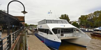 TIGRE – EL INTENDENTE JULIO ZAMORA ACOMPAÑÓ LA PRESENTACIÓN DE UNA NUEVA EMBARCACIÓN DE STURLA VIAJES