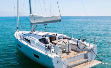 PRUEBA DEL OCEANIS 40.1, MÁS HABITABLE Y MÁS EFICIENTE QUE SUS PREDECESORES