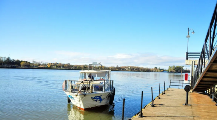 FINAL FELIZ: ESTE JUEVES VOLVIÓ A FUNCIONAR EL SERVICIO DE LANCHA EN VIEDMA – PATAGONES