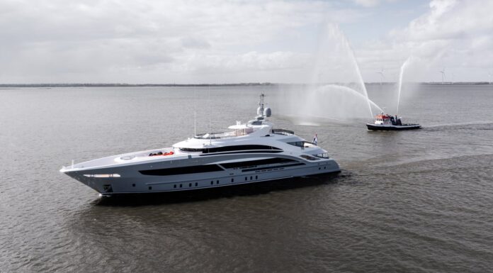 CINDIRELLA NOEL IV, EL YATE DE 50 METROS DISEÑADO PARA SUCAR EL MAR DEL NORTE