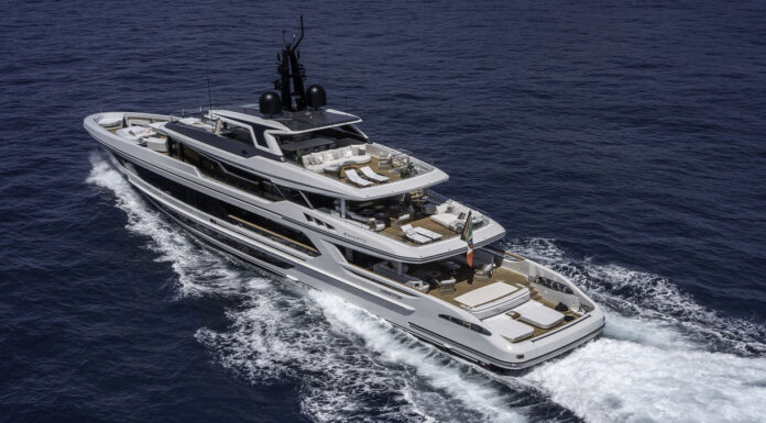 BAGLIETTO T52 GANA EL PREMIO MUNDIAL DE SUPERYATES