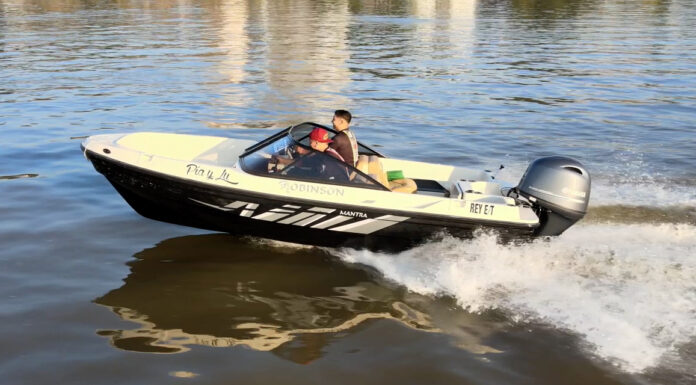 PRESENTACION TRUCKER ROBINSON MANTRA 530