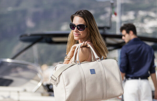 PRESENTANDO LA COLECCIÓN DE VERANO DE INVICTUS YACHT