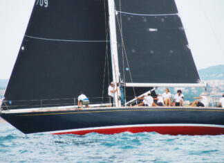 “MATRERO”, EL EMBLEMÁTICO VELERO ARGENTINO DISPUTA UNA REGATA TOP EN ITALIA