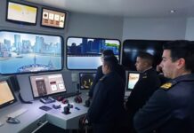 INTEGRANTES DE LA FRAGATA ARA “LIBERTAD” SE ADIESTRARON EN EL SIMULADOR DE NAVEGACIÓN Y MANIOBRA DEL CENTRO DE NAVEGACIÓN Y ENTRENAMIENTO MARÍTIMO Y FLUVIAL