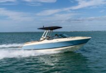 CHRIS-CRAFT APUESTA POR UNA LANCHA ECONÓMICA CON LA NUEVA SPORTSTER 25