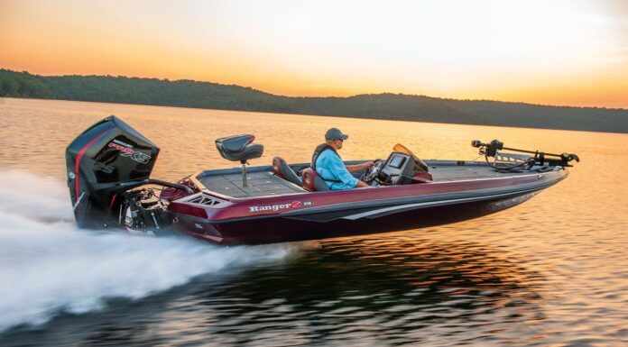 ¿COMO SON LOS “BASS BOAT”?, LAS EMBARCACIONES EXCLUSIVAS PARA PESCADORES