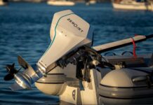 EL NUEVO MOTOR FUERA DE BORDA ELÉCTRICO ZEROJET Y EL DEBATE SOBRE LOS 48 V