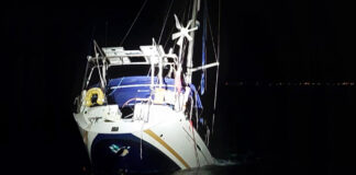 NUEVO ATAQUE DE LAS ORCAS EN EL ESTRECHO DE GIBRALTAR: HUNDEN UN VELERO Y TIENEN QUE RESCATAR A SUS TRES TRIPULANTES