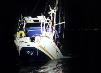 NUEVO ATAQUE DE LAS ORCAS EN EL ESTRECHO DE GIBRALTAR: HUNDEN UN VELERO Y TIENEN QUE RESCATAR A SUS TRES TRIPULANTES