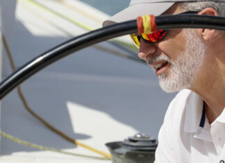 EL REY SALE AL MAR DISPUESTO A COMPETIR POR SU TROFEO