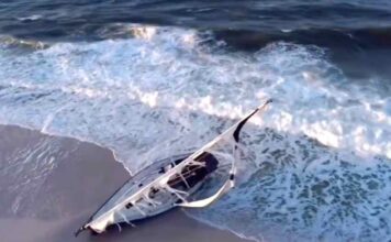 “BARCO FANTASMA” QUE APARECIÓ EN LA PLAYA DE FLORIDA PERTENECE A TEXANO RECIÉN RESCATADO DEL MAR