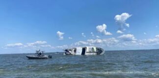 EEUU – RESCATAN A CINCO PERSONAS DE UN YATE HUNDIDO EN EL CONDADO DE ANNE ARUNDEL