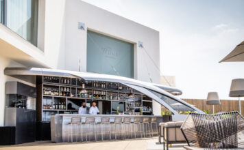 EL PERSHING YACHT TERRAZA ABRE SUS PUERTAS EN IBIZA