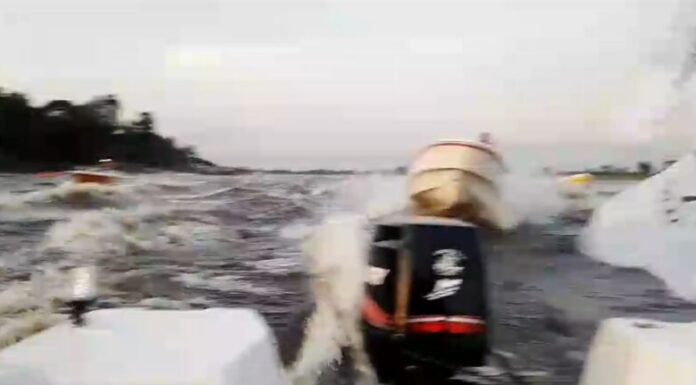 VIDEO – CHOQUE DE LANCHAS EN LA LARGADA DE LA FIESTA DEL DORADO EN ESQUINA