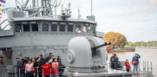 LA ARMADA ARGENTINA ABRE LAS PUERTAS AL PÚBLICO