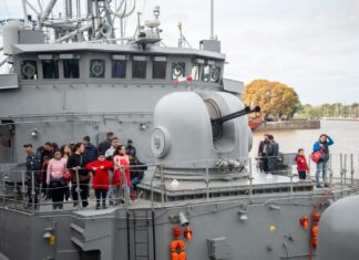 LA ARMADA ARGENTINA ABRE LAS PUERTAS AL PÚBLICO