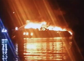 VIDEO – SE INCENDIÓ UN YATE EN LA ISLA MUJERES