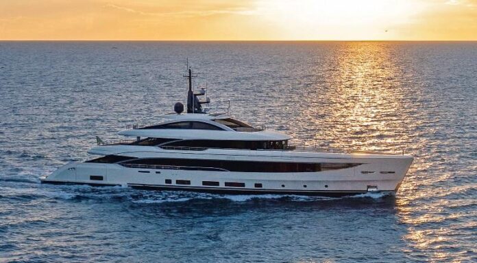 BENETTI ALCANZA EL HITO DEL SUPERYATE B.NOW
