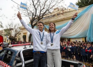 MASSIVO FESTEJO EN SAN ISIDRO PARA RECIBIR A LOS MEDALLISTAS OLÍMPICOS EUGENCIA BOSCO Y MATEO MAJDALANI