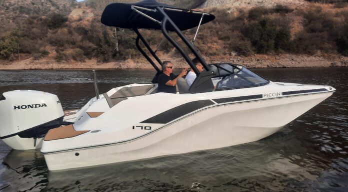 ADELANTO – SE LANZÓ AYER LA LANCHA PICCINI 170 EN CARLOS PAZ