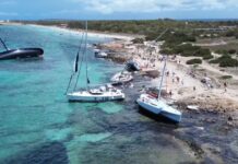 ENCALLADOS CONTRAS LAS ROCAS: ASÍ QUEDARON DECENAS DE BARCOS EN FORMENTERA TRAS EL TEMPORAL EN ESPAÑA DE LA SEMANA PASADA