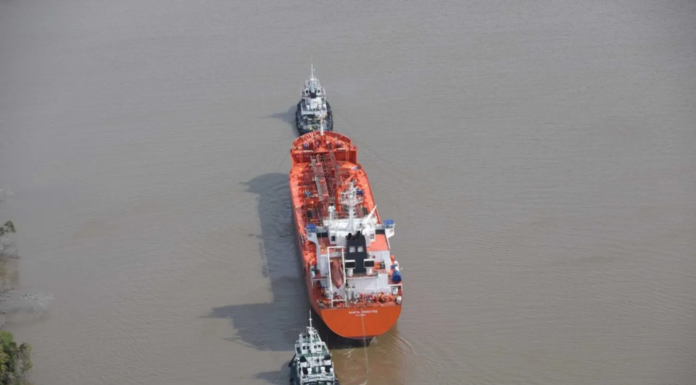 INCREÍBLE HALLAZGO EN EL RÍO DE LA PLATA: ENCONTRARON UN EXPLOSIVO MIENTRAS REALIZABAN TAREAS DE DRAGADO