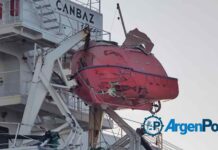 INCIDENTE NAVAL EN EL PARANÁ: DOS BUQUES GRANELEROS SUFREN DAÑOS TRAS ROCE EN RAMALLO