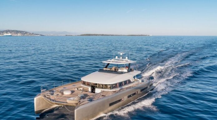 CATAMARANES – SE HA ENTREGADO EL PRIMER LAGGON SEVENTY8