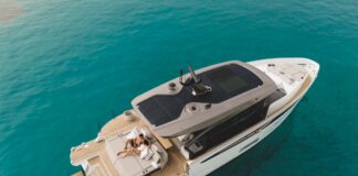 AZIMUT SEADECK6: UNA VENTANA A LOS DESEOS