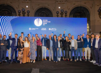 PREMIO A LA INNOVACIÓN EN EL DISEÑO 2024: LA CIMA DEL DISEÑO Y LA INNOVACIÓN SE ENTREGÓ EN EL 64º SALÓN NÁUTICO INTERNACIONAL DE GÉNOVA