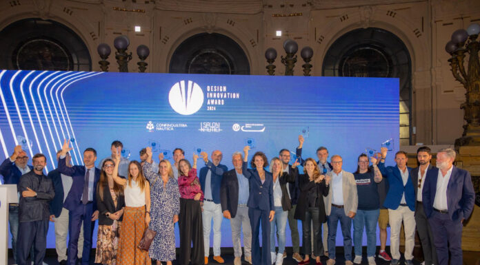 PREMIO A LA INNOVACIÓN EN EL DISEÑO 2024: LA CIMA DEL DISEÑO Y LA INNOVACIÓN SE ENTREGÓ EN EL 64º SALÓN NÁUTICO INTERNACIONAL DE GÉNOVA