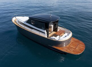 APREAMARE GOZZO 38 CABIN: PARA NAVEGAR TODO EL AÑO