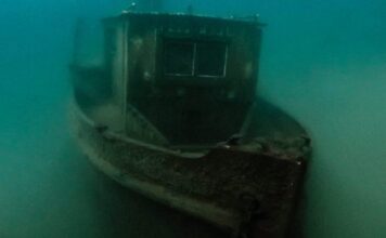 HALLAN UN LEGENDARIO BARCO QUE NAUFRAGÓ A PRINCIPIOS DEL SIGLO XX EN EL LAGO NAHUEL HUAPI