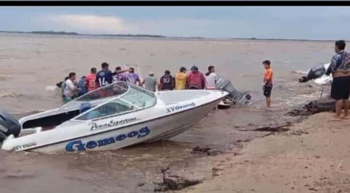 CORRIENTES – UNA FUERTE MAREJADA POR TORMENATAS HUNDIÓ LANCHAS EN EL RÍO PARANÁ