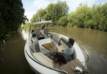 (VIDEO) AQUALUM 700, UNA LANCHA CONSOLA CENTRAL Y EQUIPAMIENTO FULL