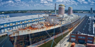 UN HISTÓRICO BARCO PUEDE CONVERTIRSE EN EL ARRECIFE ARTIFICIAL MÁS GRANDE DEL MUNDO EN LA FLORIDA