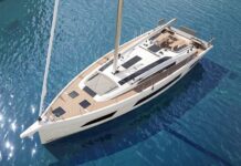 DUFOUR 48, UN YATE DE 15 METROS PARA CRUCEROS CONFORTABLES QUE INTRODUCE ALGUNAS NOVEDADES