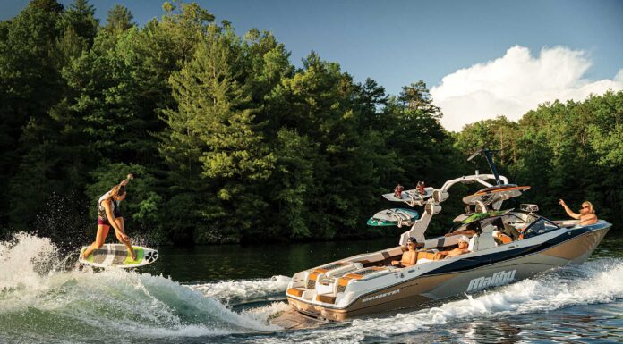 SURFEAR DETRÁS DE LA LANCHA: ¿ QUE TECNOLOGÍAS DAN FORMA A LA OLA PERFECTA?