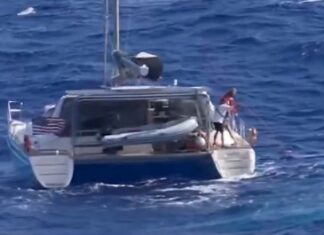 CRUCERO DE DISNEY RESCATÓ A CUATRO PERSONAS DE UN CATAMARÁN QUE SE HUNDÍA EN BERMUDAS